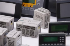 如何使用機器可編程自動化控制器,操作步驟有哪些?