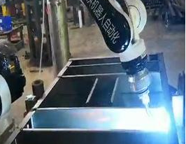 探討機(jī)器人與自動(dòng)化技術(shù)在工業(yè)自動(dòng)化領(lǐng)域的四種應(yīng)用(圖3) 探討機(jī)器人與自動(dòng)化技術(shù)在工業(yè)自動(dòng)化領(lǐng)域的四種應(yīng)用(圖3)