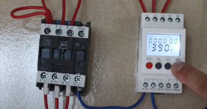 如何測試三相監控繼電器，三相多功能監控繼電器的功能操作？(圖2)
