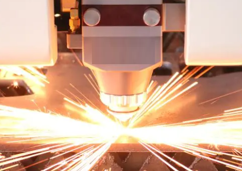 什么功率的激光切割機(jī)好，如何選擇精度合適的激光切割機(jī)？(圖1)