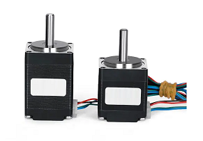 電源電壓是影響步進電機轉速的重要因素之一(圖1)